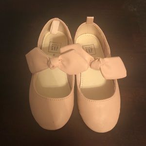 Baby GAP Ballerina style shoes